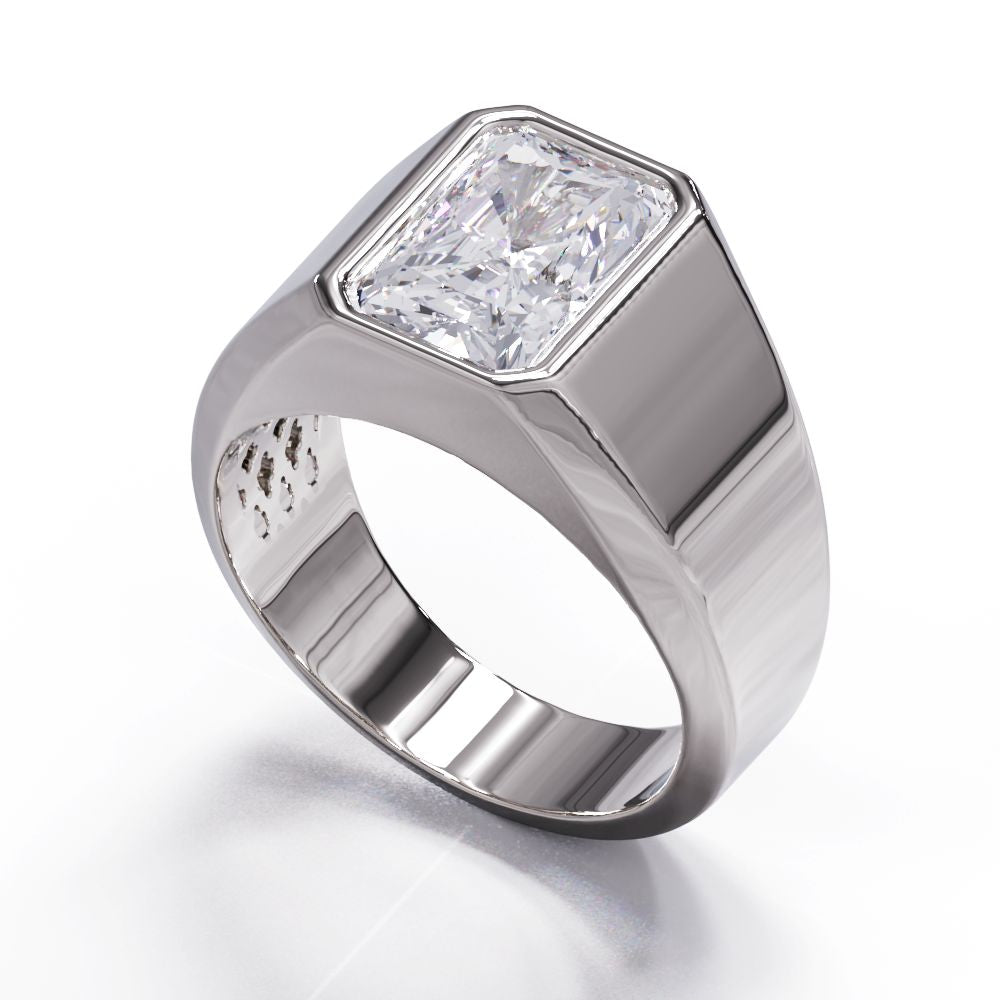 chuncky diamond signet ring in platinum or white gold