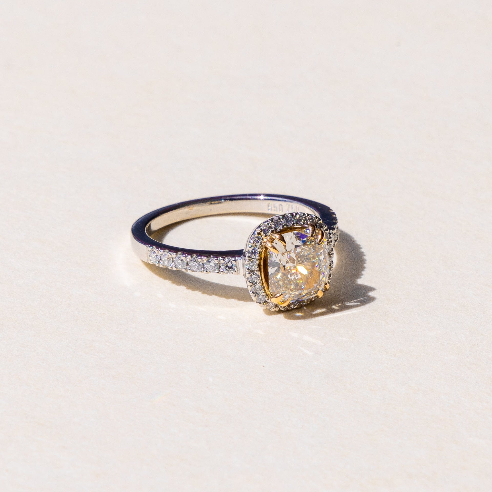 Diamond & Gemstone Bespoke Engagement Rings And Jewellery, NZ Auckland