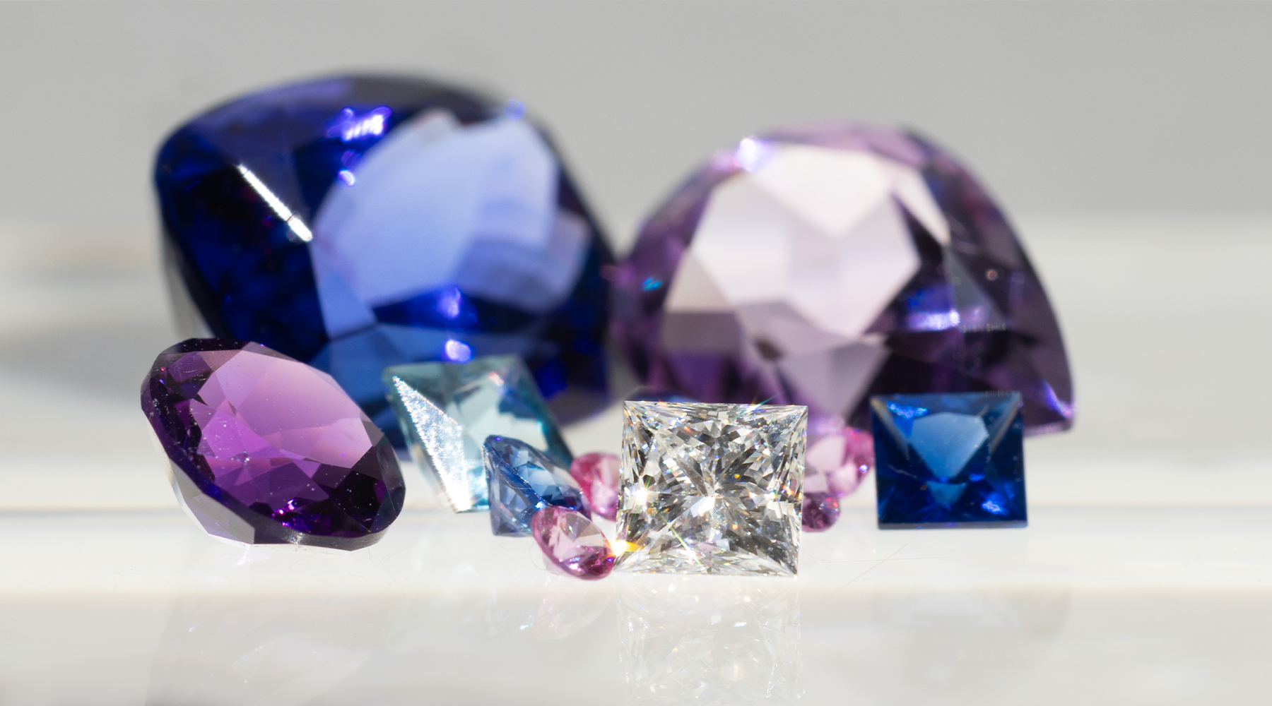 Choosing the Perfect Stone for Your Custom Jewellery: The Ultimate Guide
