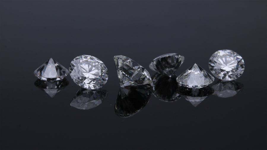 Lab-grown vs Natural Diamonds: Understanding the Brilliance