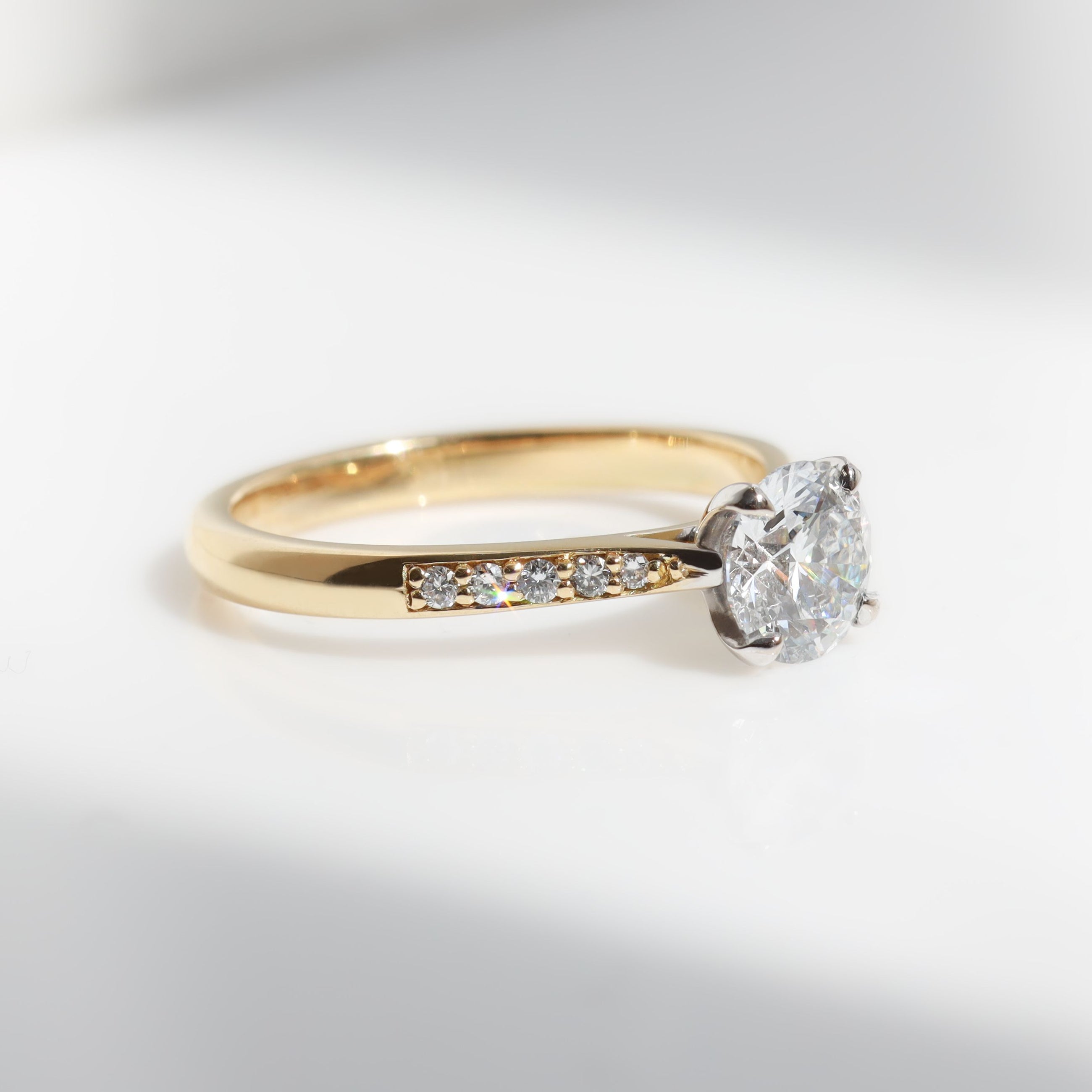 Amy Diamond Ring