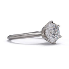 Ana Round Diamond Solitaire