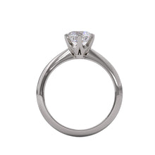 France Round Diamond Solitaire