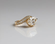 Naomi Diamond Ring