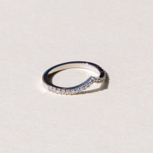 Lila Wishbone Pave Band