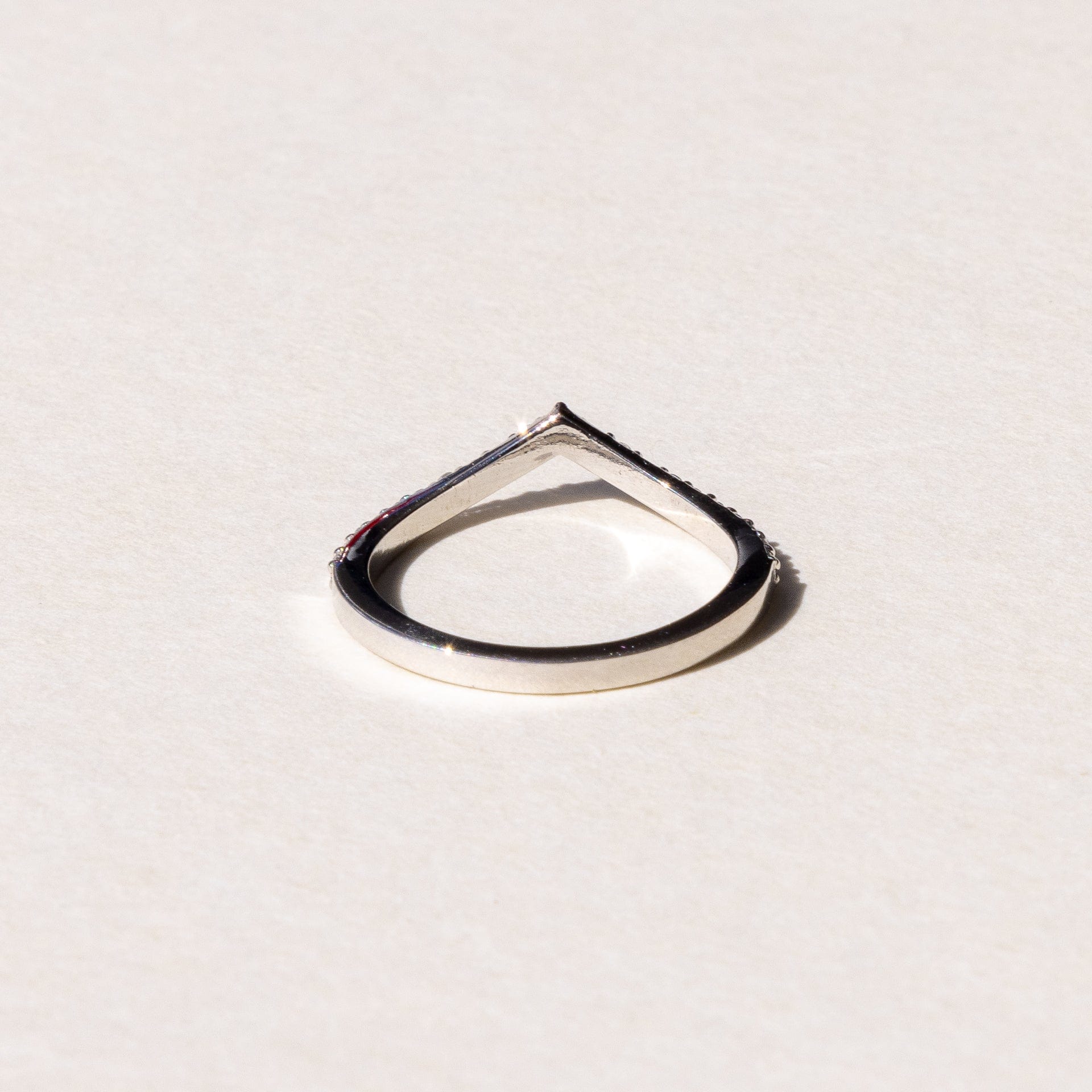 Lila Wishbone Pave Band