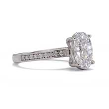 Quinn Oval Diamond Solitaire